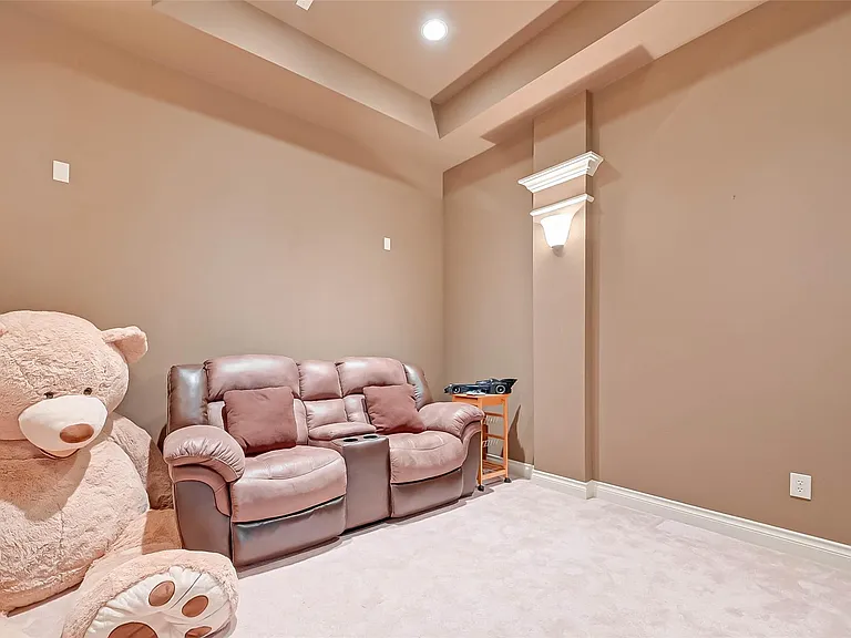 5422 Linden Rose Ln — Photo 36