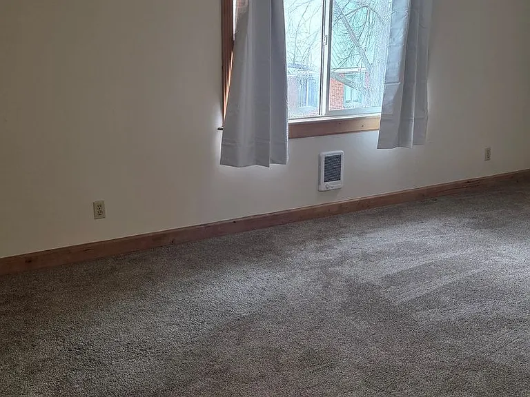 Evergreen Lofts Apartment Available Now! — Photo 9