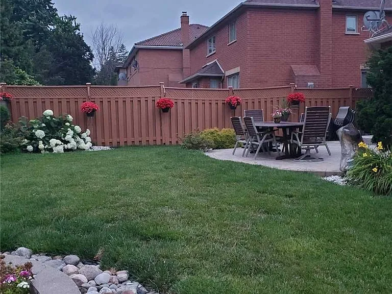 2078 Perran Dr — Photo 35