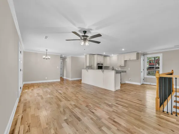 887 Harvey Rd, Cumberland Furnace, TN 37051