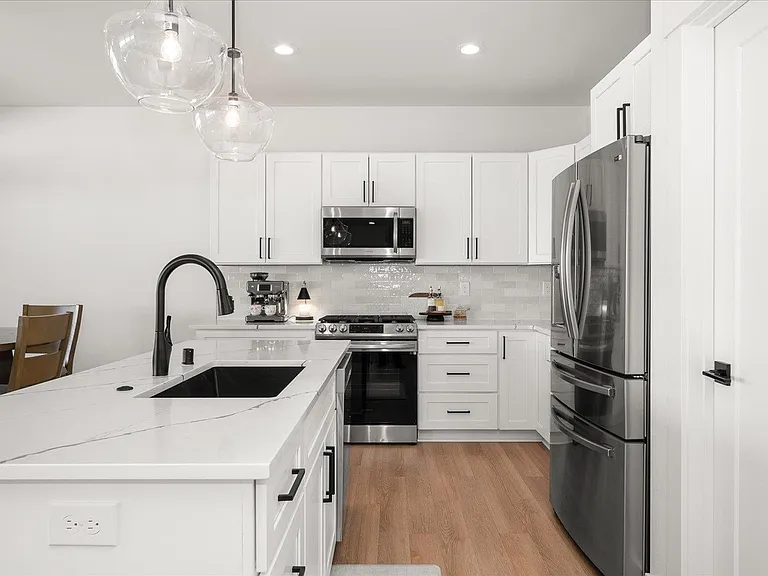 9917 E Sharp Ln — Photo 7