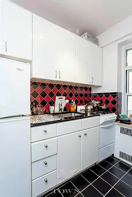 Rented by Town Residential | media 3