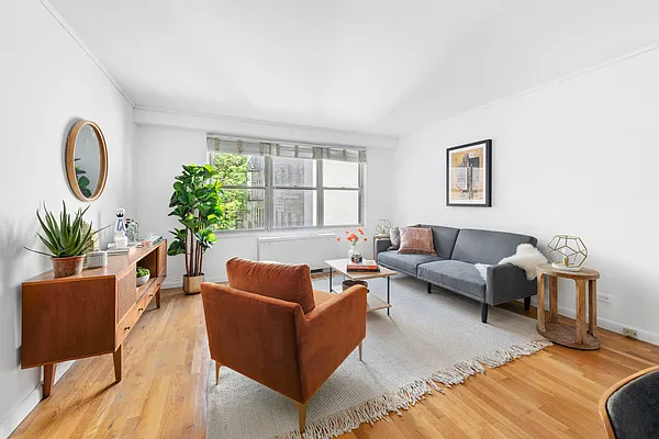 Sold by Compass | media 2