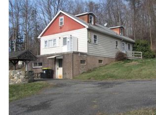 231 Beechnut Rd, New Ringgold, PA 17960