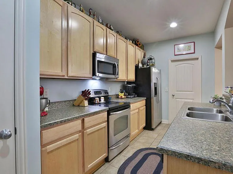 5986 Trumhall Ave — Photo 6