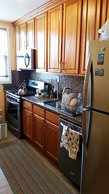 Rented by BuySell Real Estate Inc | media 23