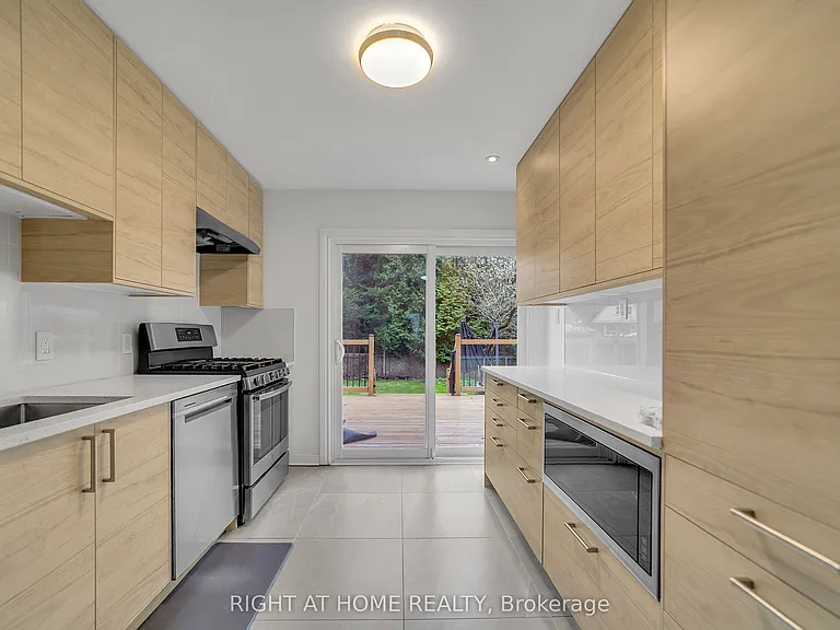 41 Monarchdale Ave — Photo 23