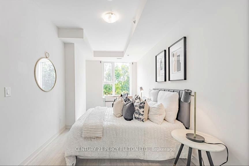 1st image of 90 Glen Everest Rd #318