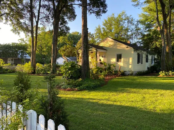 647 Adluh St, Mount Pleasant, SC 29464
