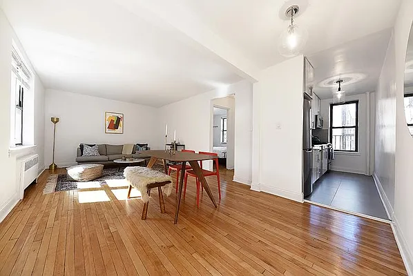 Sold by Buchbinder & Warren | media 18