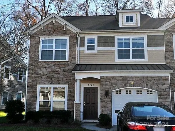 4725 Craigmoss Ln, Charlotte, NC 28278