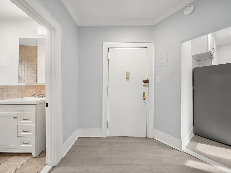 Entry Foyer