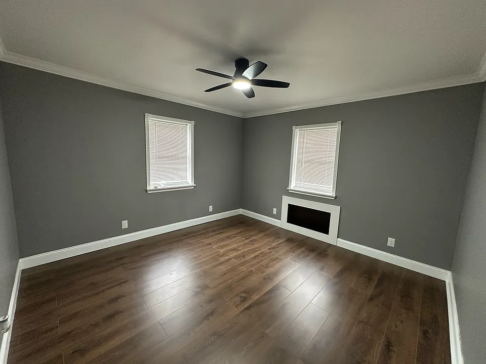 54 Ellington St #2L