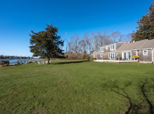 69 Ferry Rd, Sag Harbor, NY 11963