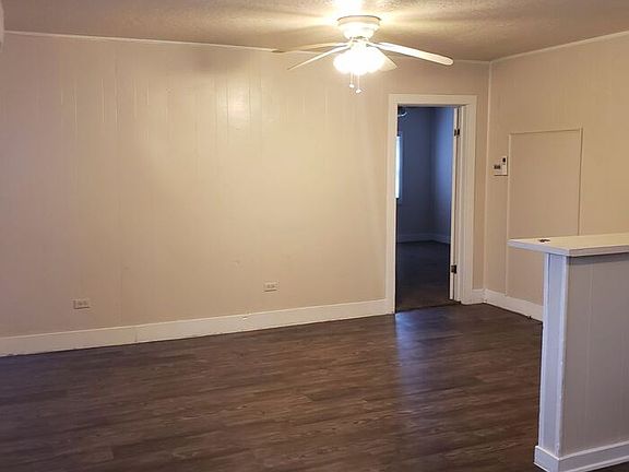 2nd image of 1614 S Green Ave