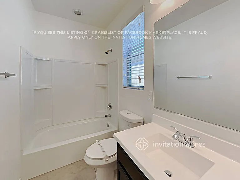 1636 N 209th Ave — Photo 20