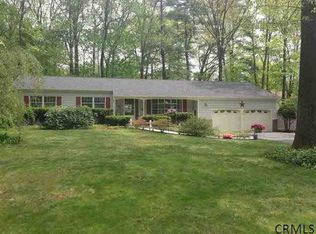 3 Palo Alto Ct, Clifton Park, NY 12065