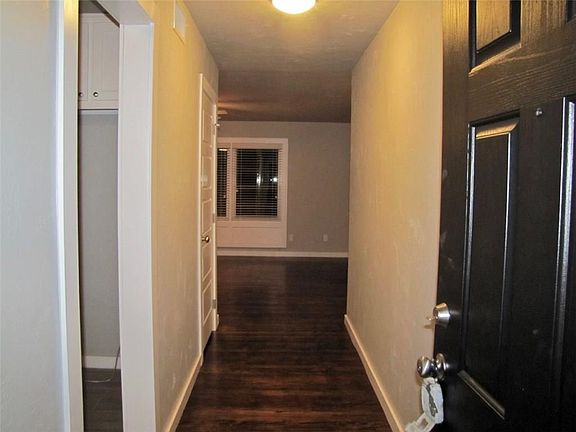 3rd image of 2137 Erin Pl
