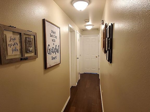 5th image of 1426 Coulson Ave