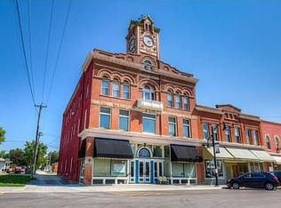 111 NW 2nd St, Stuart, IA 50250