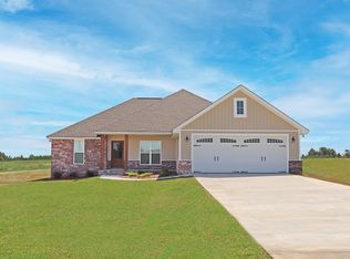 24 Alonzo Boone Rd, Purvis, MS 39475