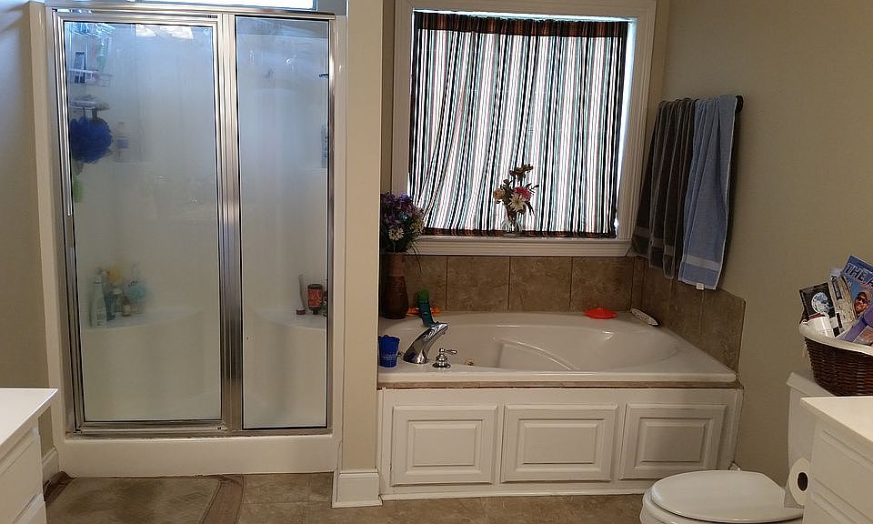 2nd image of 3140 River Landing Dr