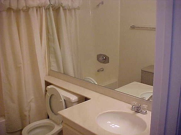 5th image of 10626 Tierra Navarra Dr