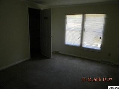 3rd image of 1283 Little Valley Ln