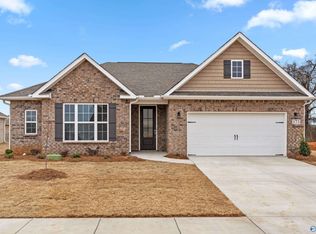 173 Slade Thomas Dr, Meridianville, AL 35759