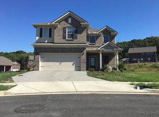 223 Hempstead Ct, Gallatin, TN 37066