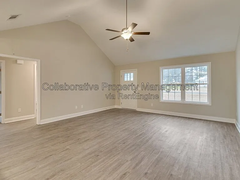 338 Tallulah Bnd — Photo 12