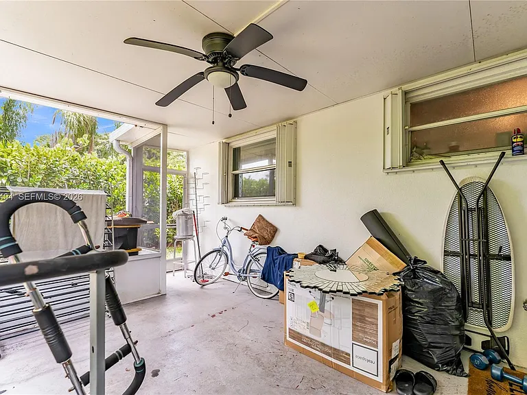 1019 S 29th Ave — Photo 34