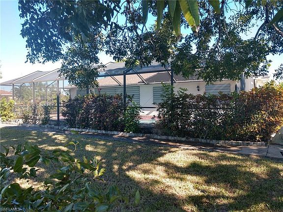 4th image of 2726 NW 8th Pl