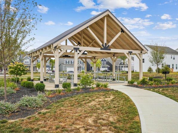 7928 Collins Dr, Reynoldsburg, OH 43068