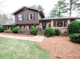 659 Hillandale Cir, Marietta, GA