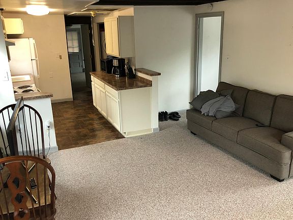 5th image of 156 N State St #3