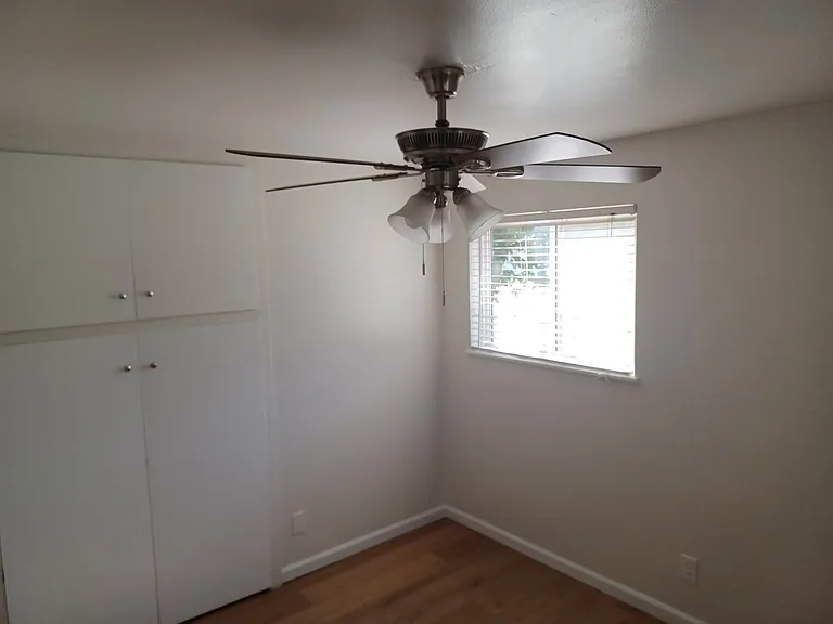 934 W 1225 N — Photo 17