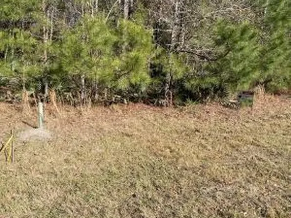 38 Firewood Rd, Huntsville, TX 77340
