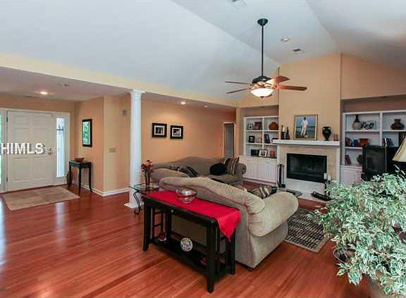4th image of 1 Claire Dr