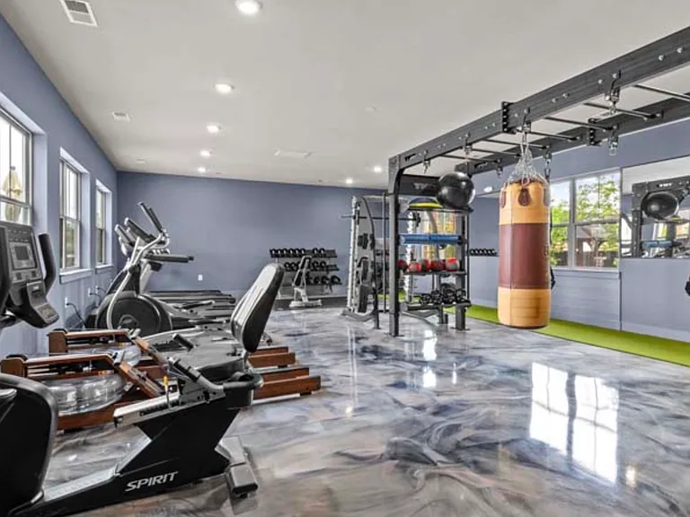 Community gym