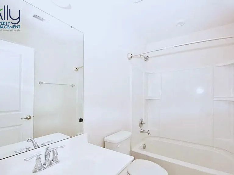 2424 Pocoson Wood Ct #1 — Photo 23