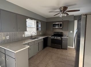 8204 Jenny Lind Dr, Louisville, KY 40219