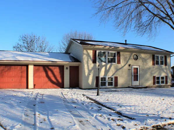 608 Parkridge Ave, Huxley, IA 50124