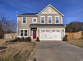 18 Suwannee Ct, Simpsonville, SC 29680