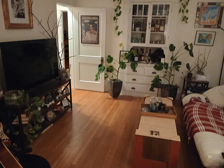 7 Lewis St #1 — Photo 5