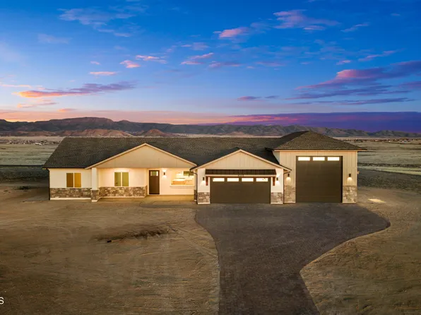 8355 N Barnes St, Prescott Valley, AZ 86315