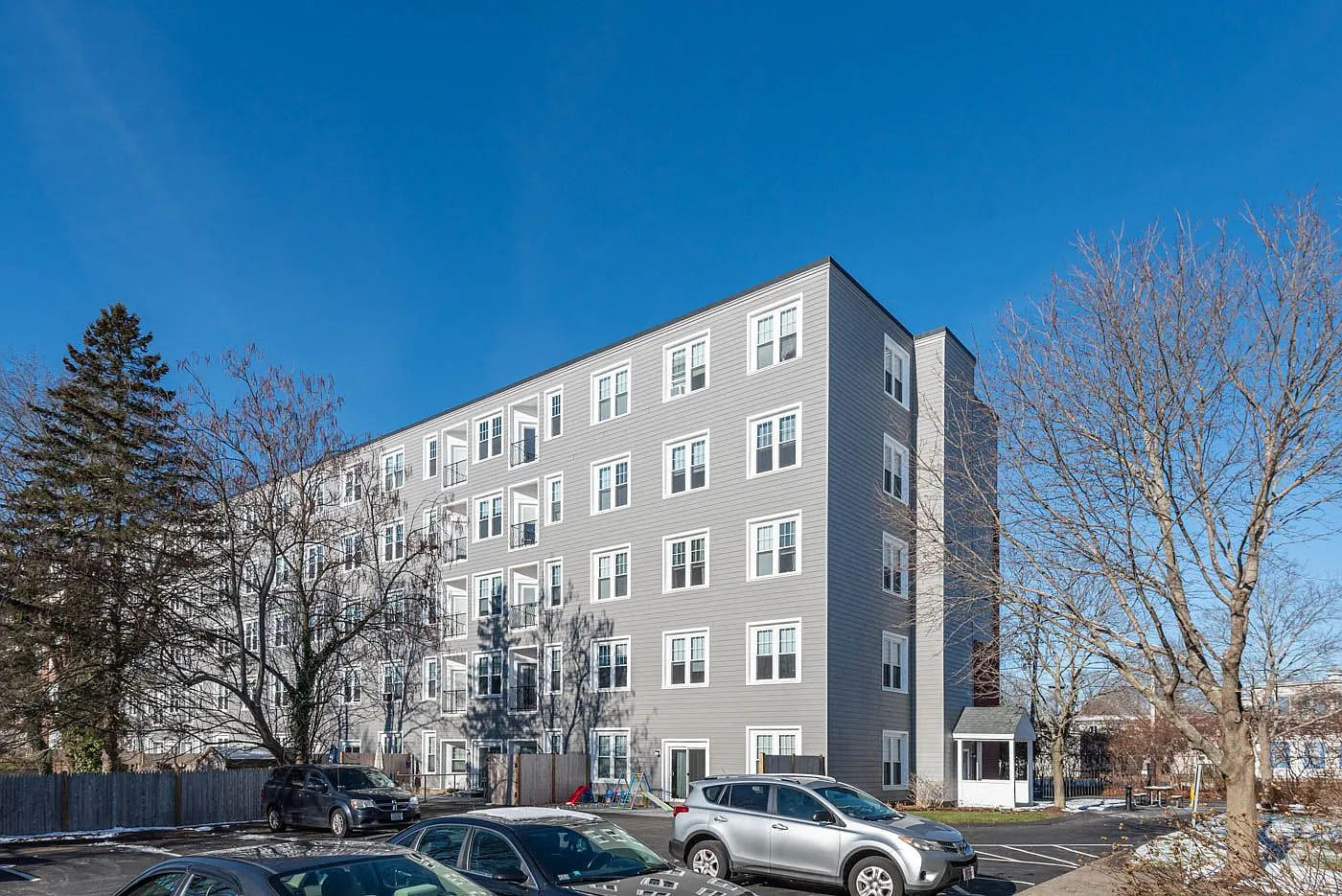 Townhouse Apartments — Photo 2