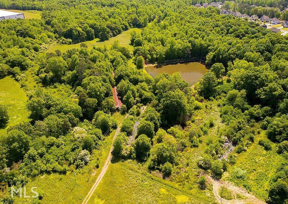 1st image of 2144 Hog Mountain Rd