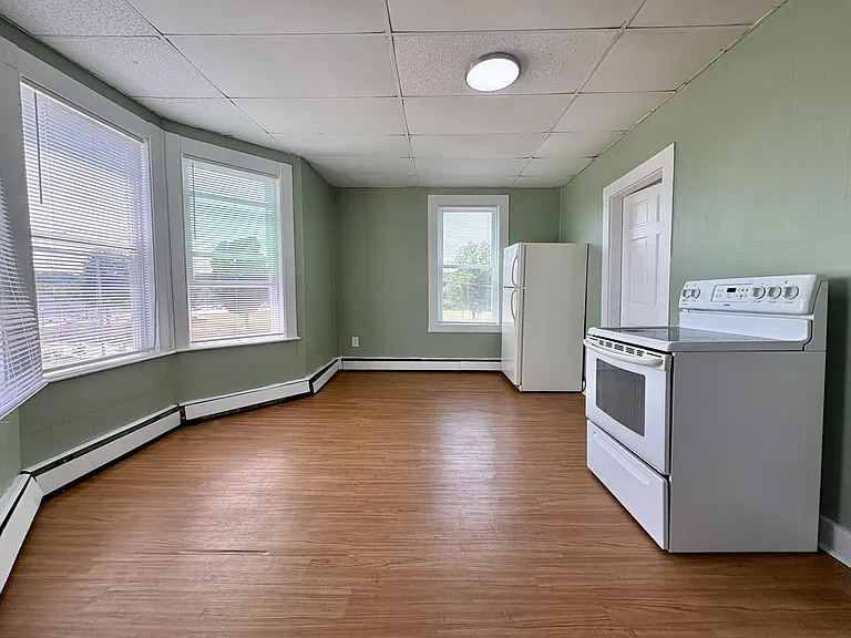 69 Lincoln St #14 — Photo 5