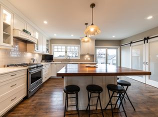 8 Parkside Dr, Point Lookout, NY 11569